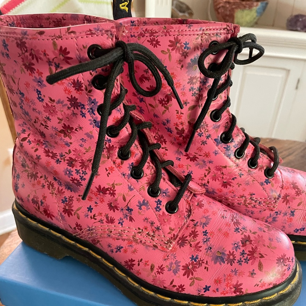 1460 Little Flowers Dr Marten Boots